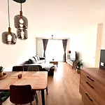 Ar Albelli House *